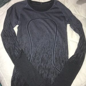 lululemon swiftly tech long sleeve (navy)